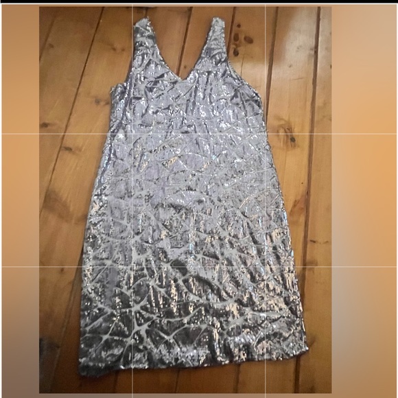 Gianni Bini Dresses & Skirts - Gianni Bini Lilac Sequins Sleeveless Tank/Swing Dress Sz M
